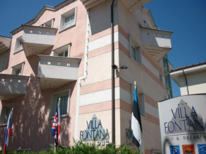  Hotel Garnì Villa Fontana  Тренто